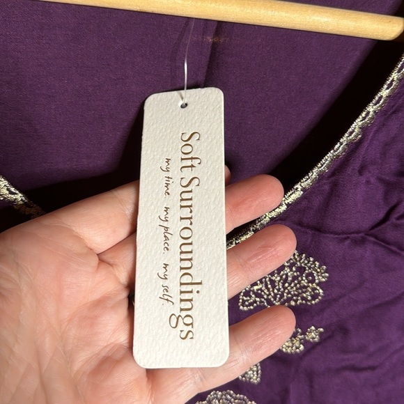 NWT Soft Surroundings Idaira Purple Embroidered Tunic Top Size Medium - Picture 6 of 11